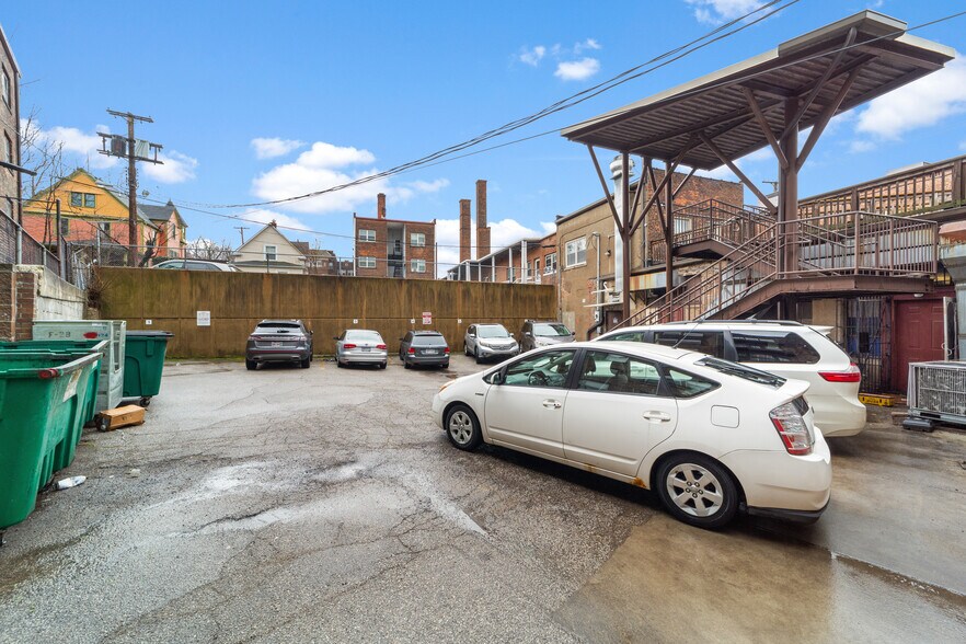 More Photos Of 2800-2806 Mayfield Rd, Cleveland Heights Storefront Retail Office For Sale