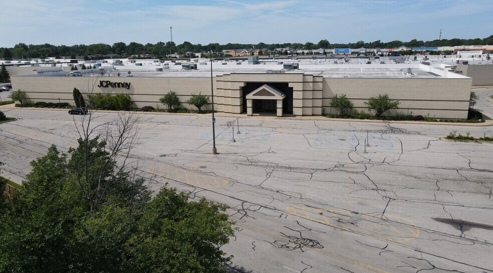 More Photos Of 4129 Wilder Rd, Bay City General Retail For Sale