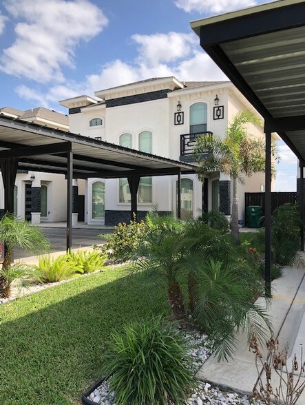 More Photos Of 1405 W Kiwi Ave, Pharr Apartments For Sale