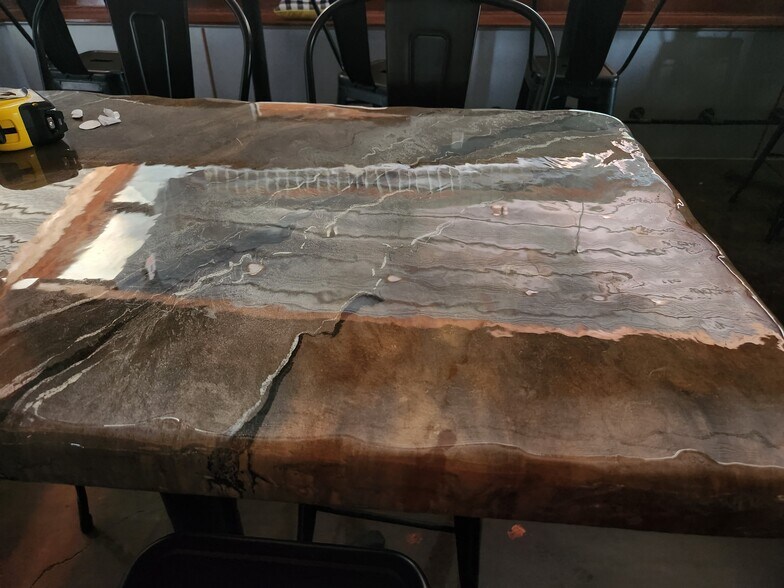 More Photos Of 2315 Appleside Blvd, Clarkston Restaurant For Sale