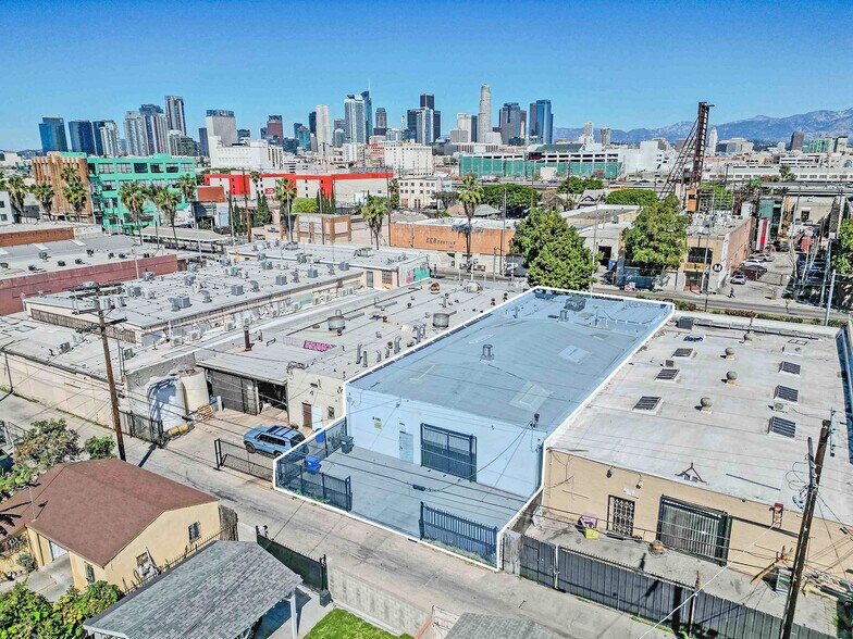More Photos Of 782 E Washington Blvd, Los Angeles Manufacturing For Lease