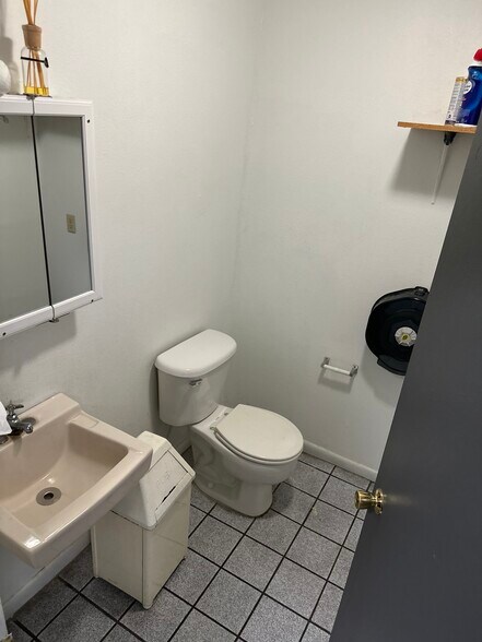 More Photos Of 844 S Florida Ave, Lakeland Freestanding For Sale