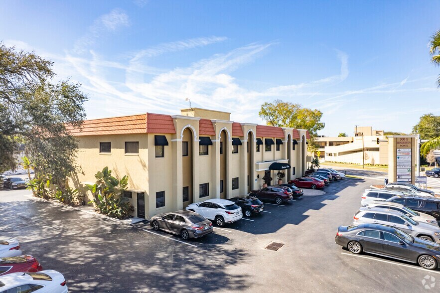 More Photos Of 3314 Henderson Blvd, Tampa Office For Sale