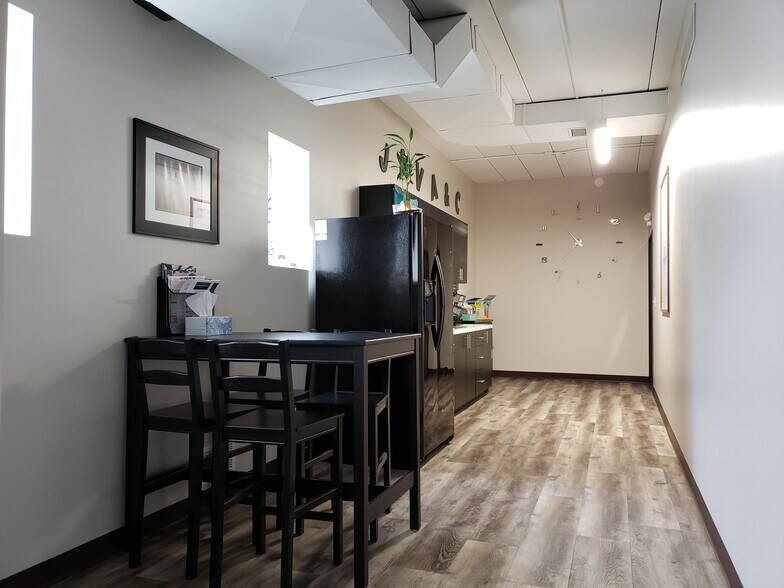 More Photos Of 38221 Plymouth Rd, Livonia Medical For Lease