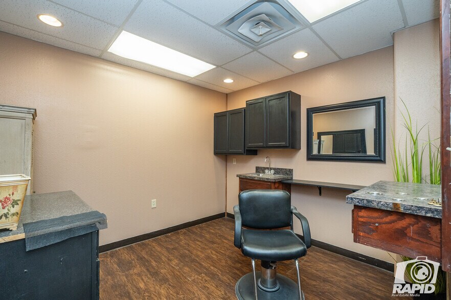 More Photos Of 72 Hassell St, San Angelo Specialty For Sale