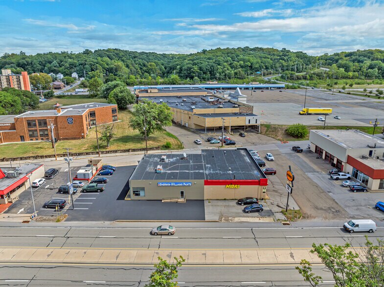 More Photos Of 800 1st Ave, Conway Storefront For Sale