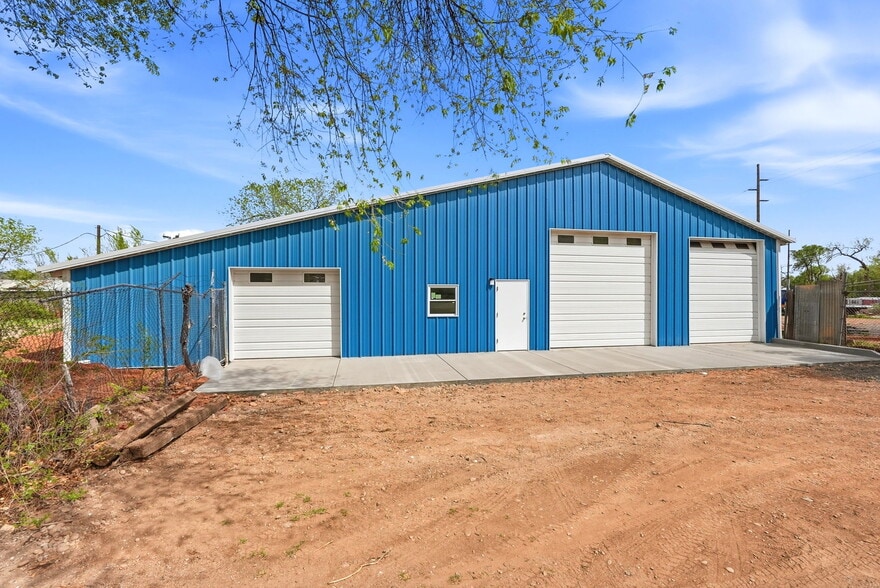 More Photos Of 627 S 31st St, Colorado Springs Light Manufacturing For Sale