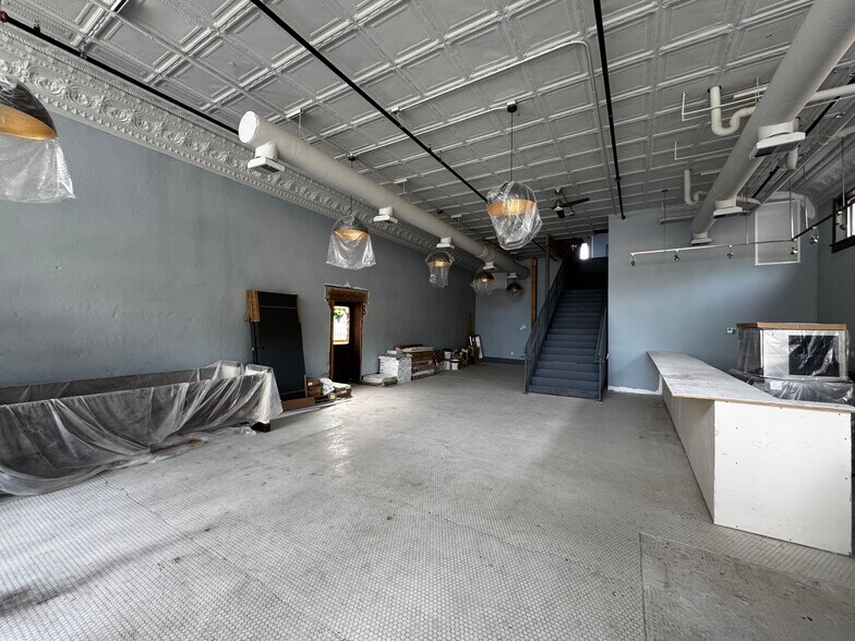 More Photos Of 1100 Main St, Newberry Restaurant For Sale