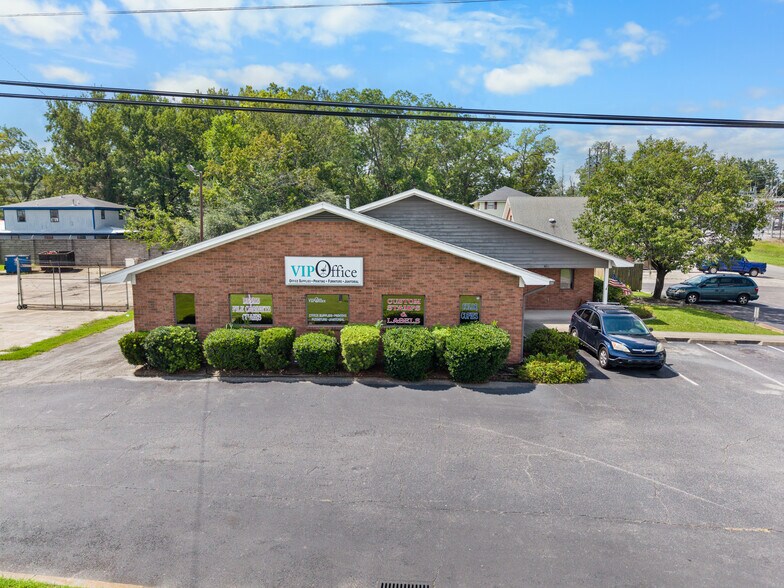 More Photos Of 421 US Highway 80 W, Garden City Freestanding For Lease