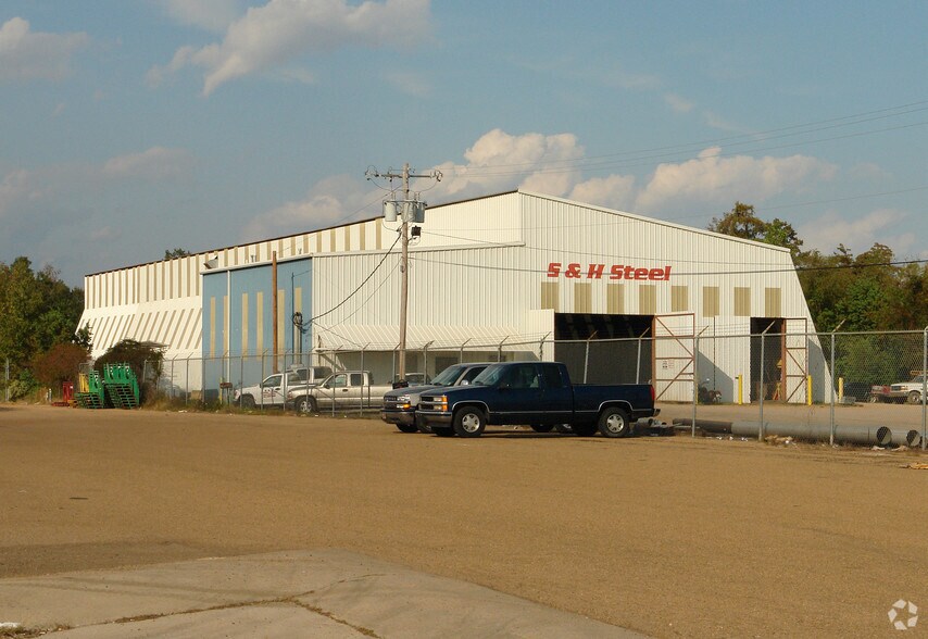 More Photos Of 2110 Highway 80 E, Pearl Warehouse For Sale