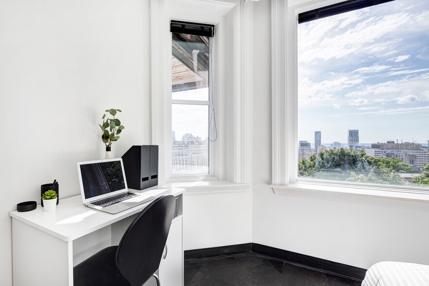 More Photos Of 1290 Av Des Pins O, Montréal Apartments For Sale