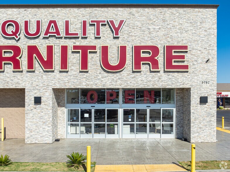 More Photos Of 3792 Ming Ave, Bakersfield General Retail For Sale