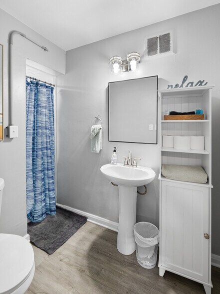 More Photos Of 201 3rd St, Fairport Harbor Hospitality For Sale