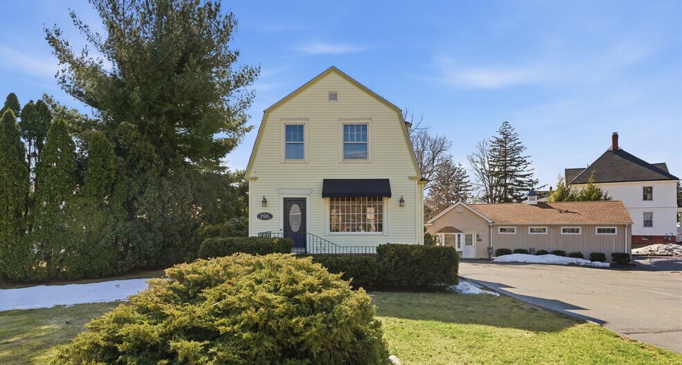 More Photos Of 194-196 New London Tpke, Glastonbury Office For Sale