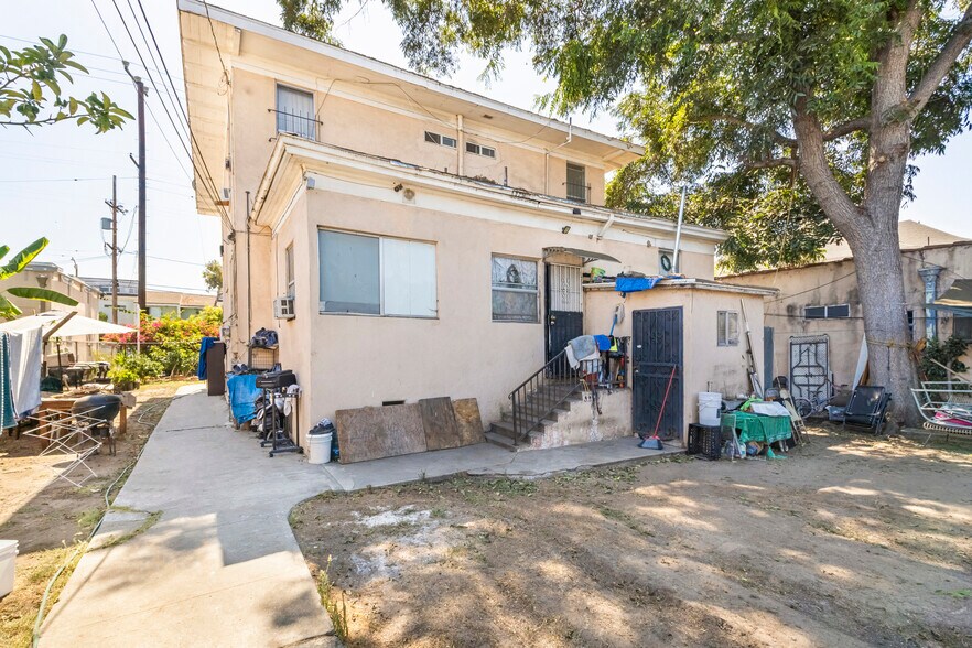 More Photos Of 1627 S Burlington Ave, Los Angeles Apartments For Sale