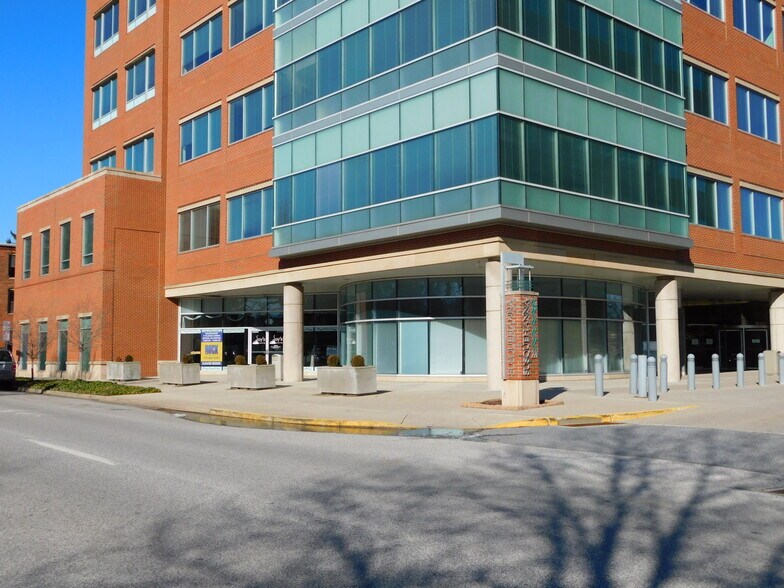 More Photos Of 221 W Philadelphia St, York Office For Sale