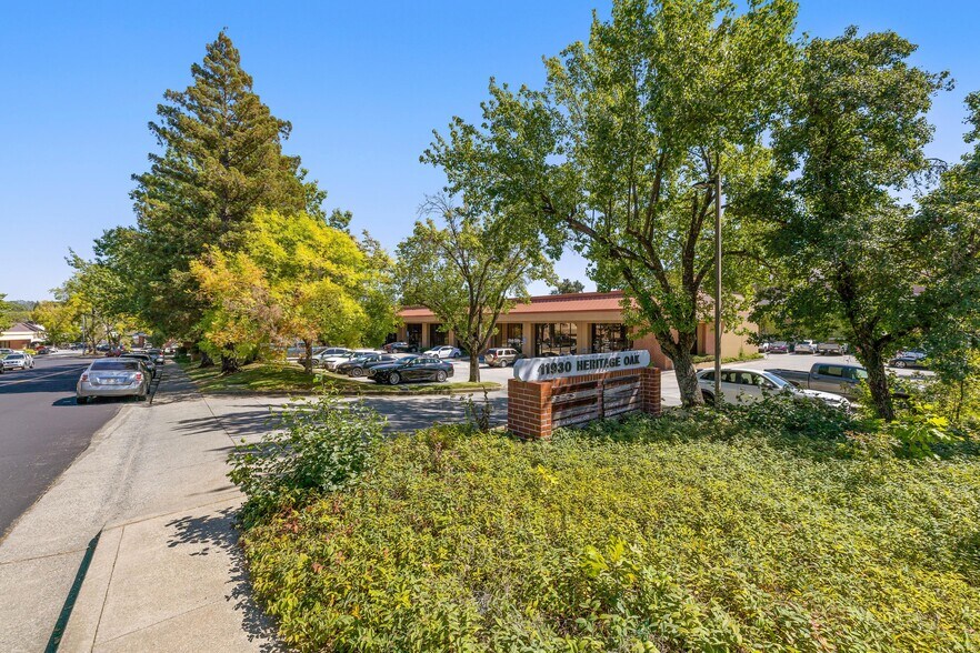 More Photos Of 11930 Heritage Oak Pl, Auburn Light Distribution For Sale