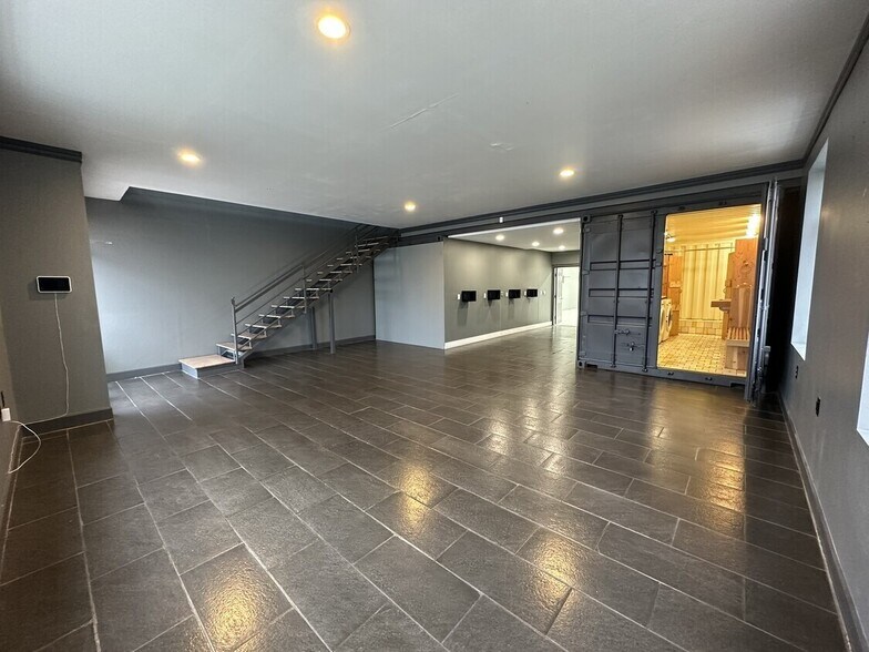 Primary Photo Of 6748 S Airport Rd, West Jordan Light Manufacturing For Sale