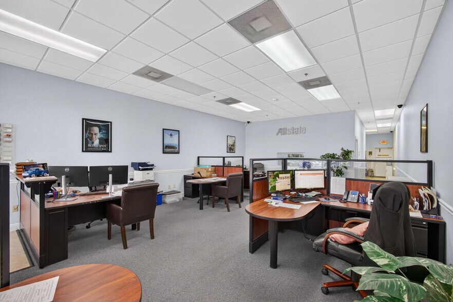 More Photos Of 2151 S Alternate A1A Hwy, Jupiter Medical For Sale