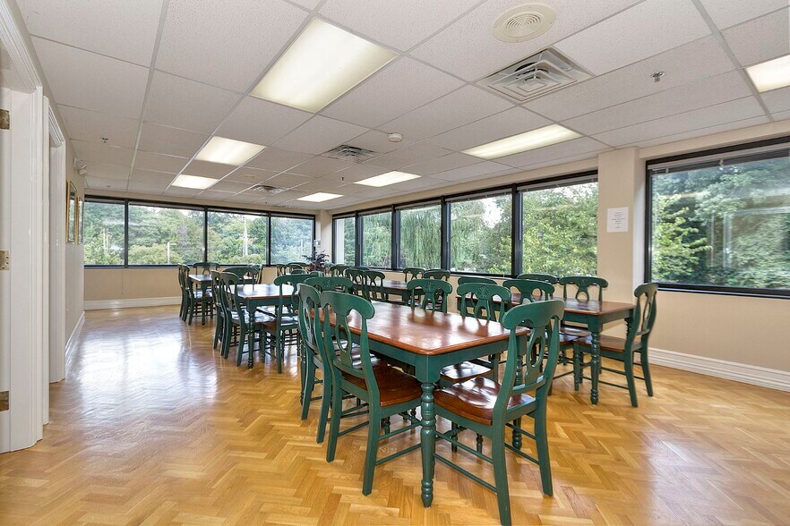 More Photos Of 75 Lane Rd, Fairfield Office For Lease
