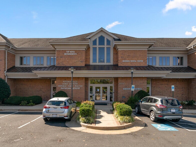 More Photos Of 46165 Westlake Dr, Potomac Falls Medical For Lease