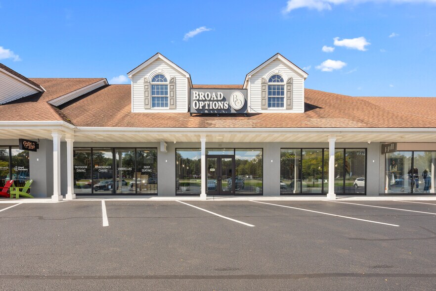 More Photos Of 1083 Route 9, Fishkill General Retail For Sale