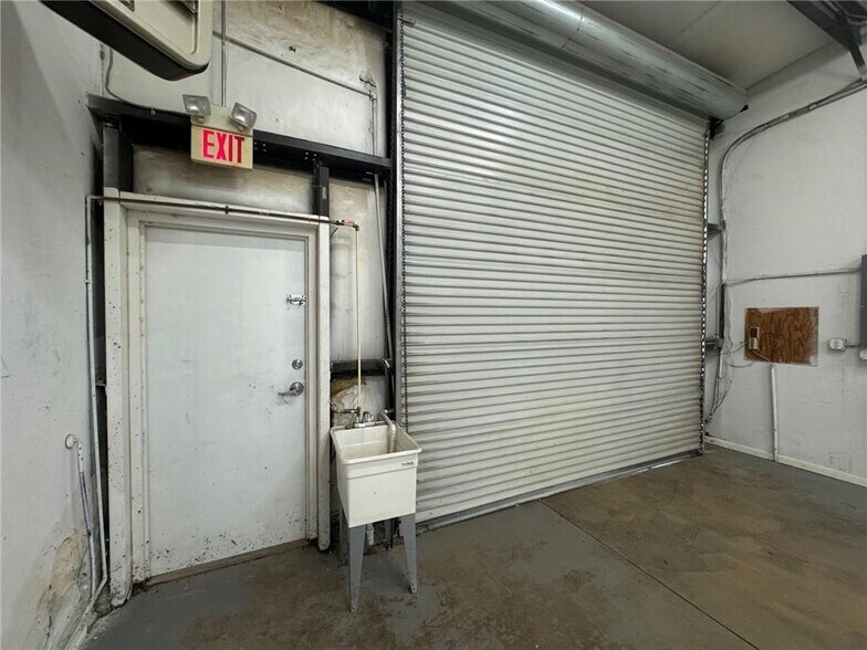 More Photos Of 5215 Palmero Ct, Buford Light Distribution For Lease