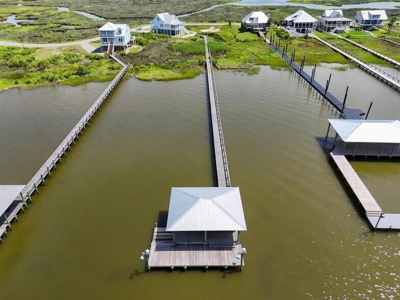 More Photos Of 3831 Lake Breeze Rd, Lake Charles Flex For Sale