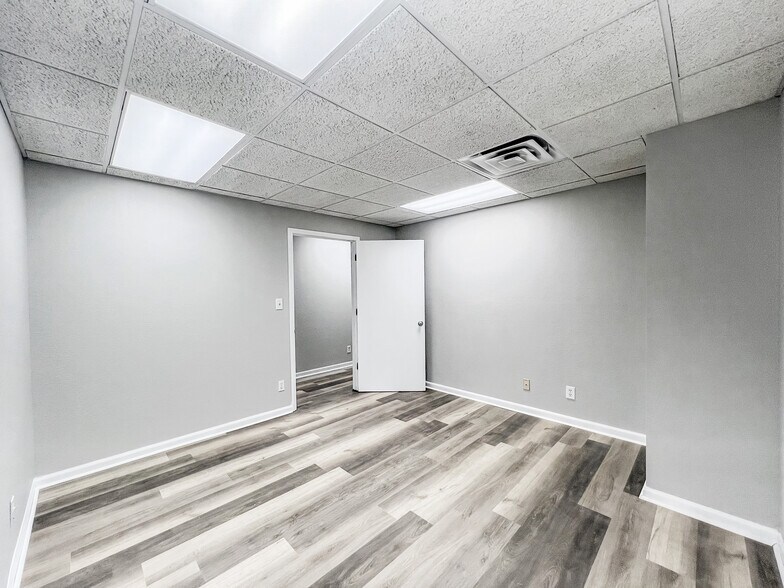 More Photos Of 4722 Taft Blvd, Wichita Falls Medical For Lease