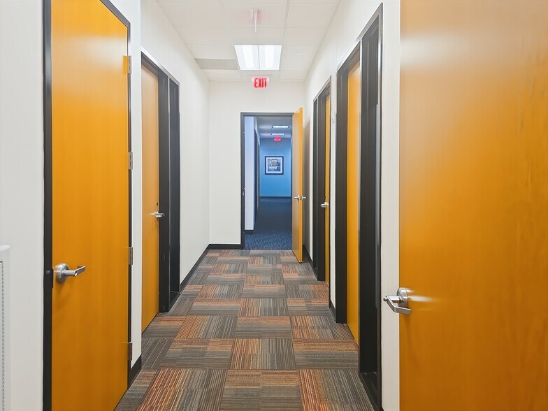 More Photos Of 1350 Scenic Hwy N, Snellville Coworking Space