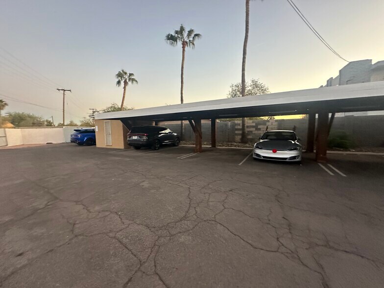 More Photos Of 531 N 32nd St, Phoenix Office Residential For Sale