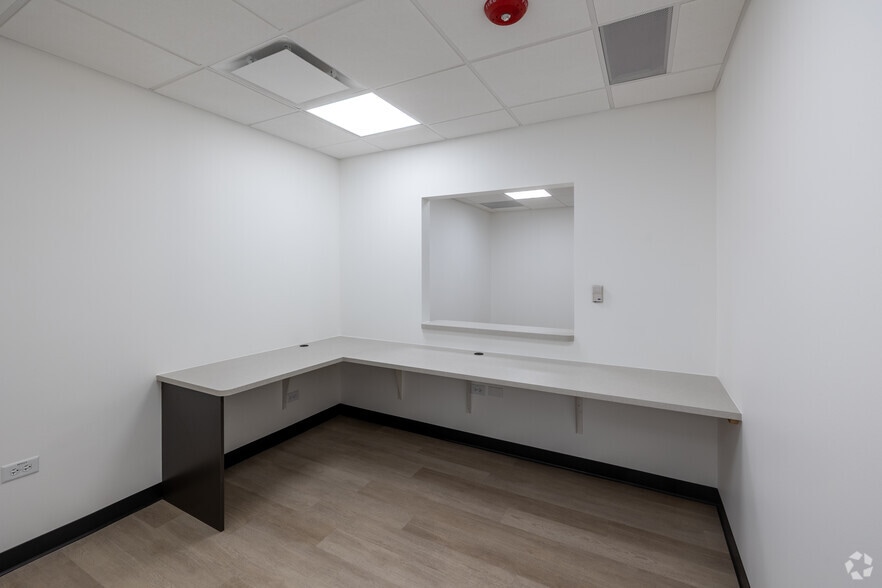 Photo of 3rd Floor Ste 315 (SPEC SUITE)