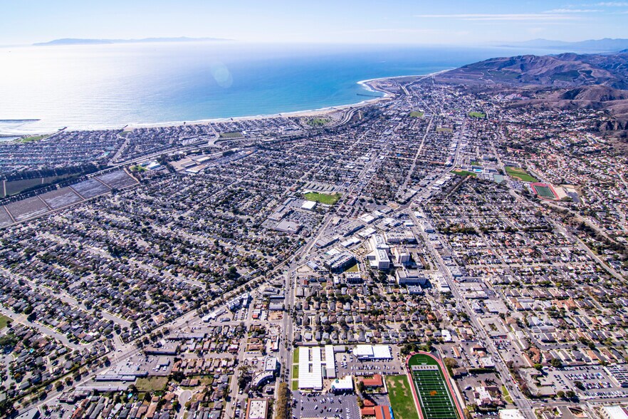 More Photos Of 2833 E Main St, Ventura Land For Lease