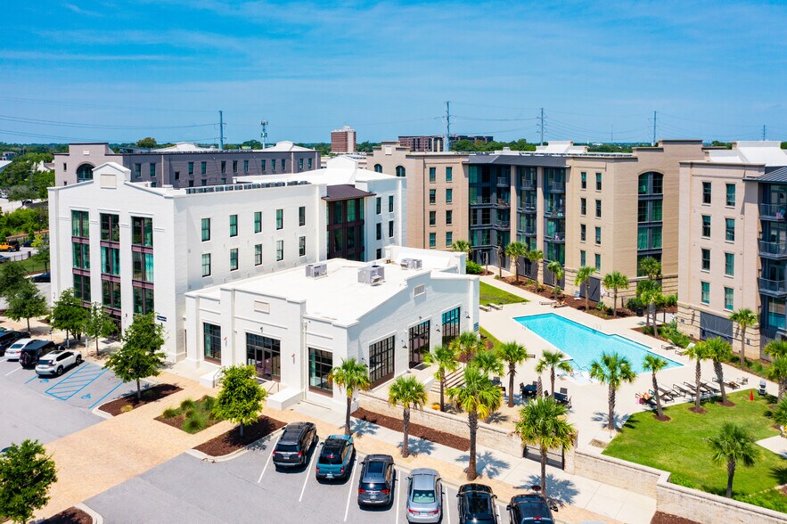 More Photos Of 6 Huguenin Ave, Charleston Apartments For Lease