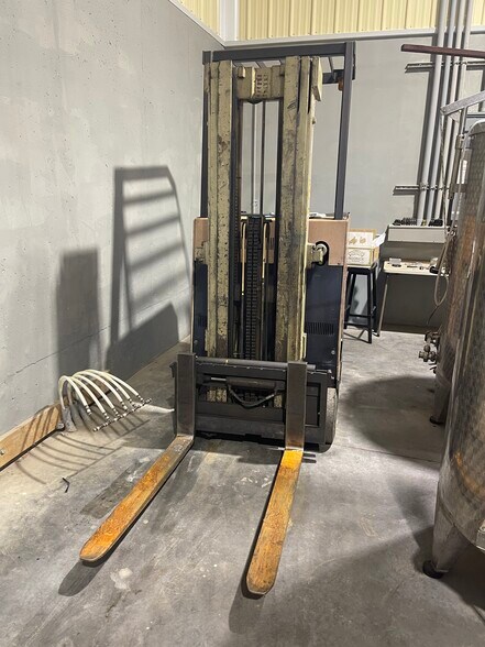 More Photos Of 2967 KY-93, Eddyville Flex For Sale