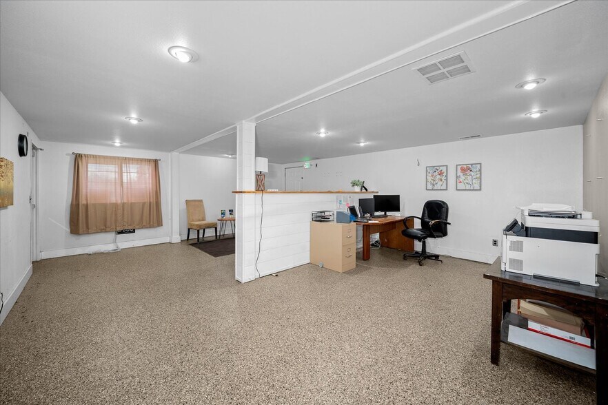 More Photos Of 17220 E Cowley Ave, Spokane Valley Warehouse For Sale