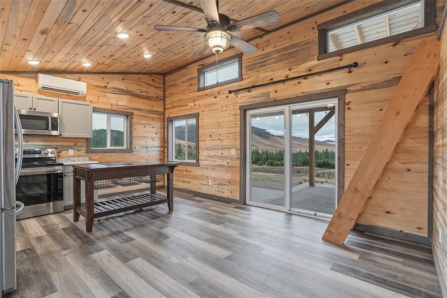 More Photos Of 7000 Browns Meadow Rd, Niarada Multifamily For Sale