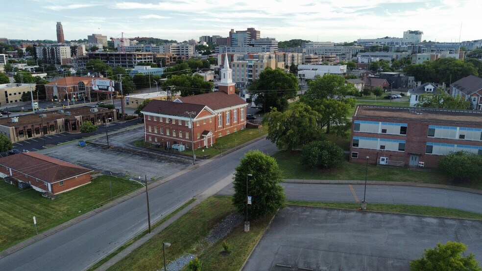 More Photos Of 1829 Jo Johnston Ave, Nashville Medical For Lease