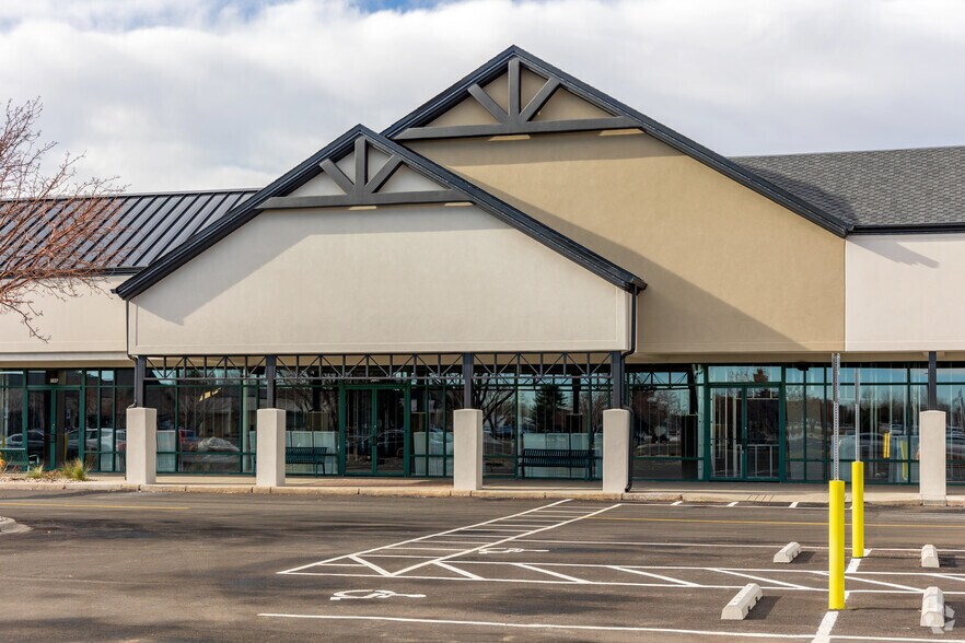 More Photos Of 5601-5753 McWhinney Blvd, Loveland General Retail For Sale