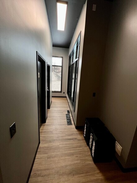 More Photos Of 451 S Ashland Ave, Lexington Storefront Retail Residential For Sale