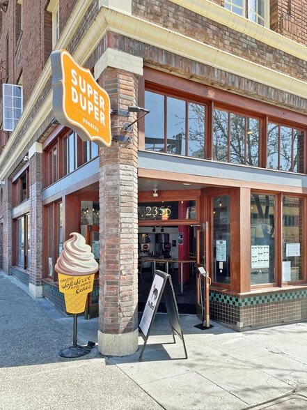 More Photos Of 2462 - Bancroft Way, Berkeley Restaurant For Sale