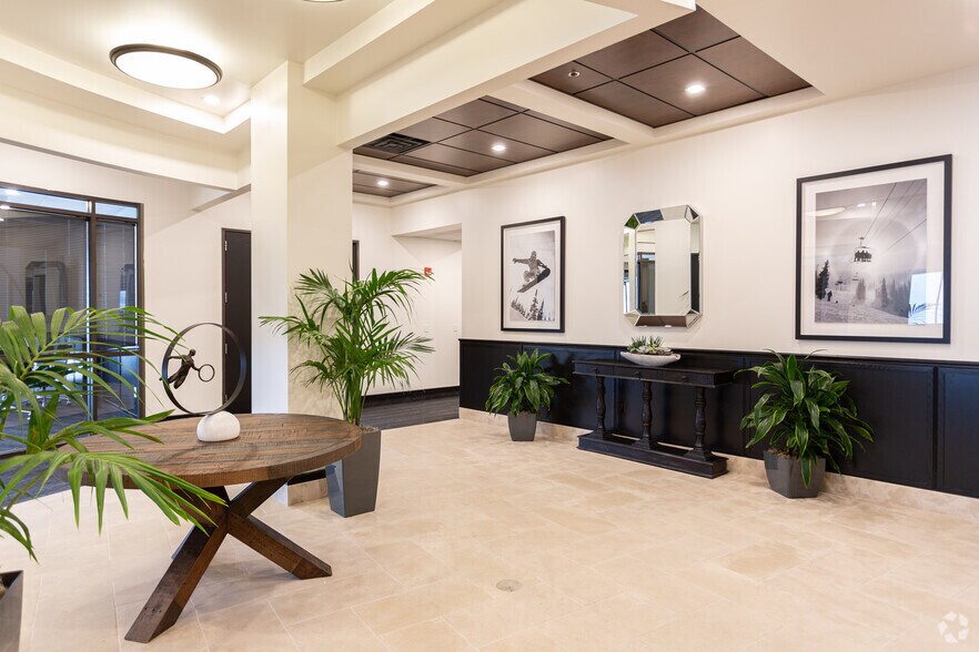 More Photos Of 6440 S Wasatch Blvd, Salt Lake City Office For Lease