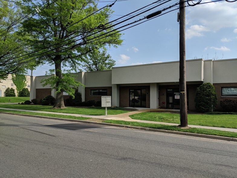 More Photos Of 101 Industrial Ave, Little Ferry Warehouse For Lease