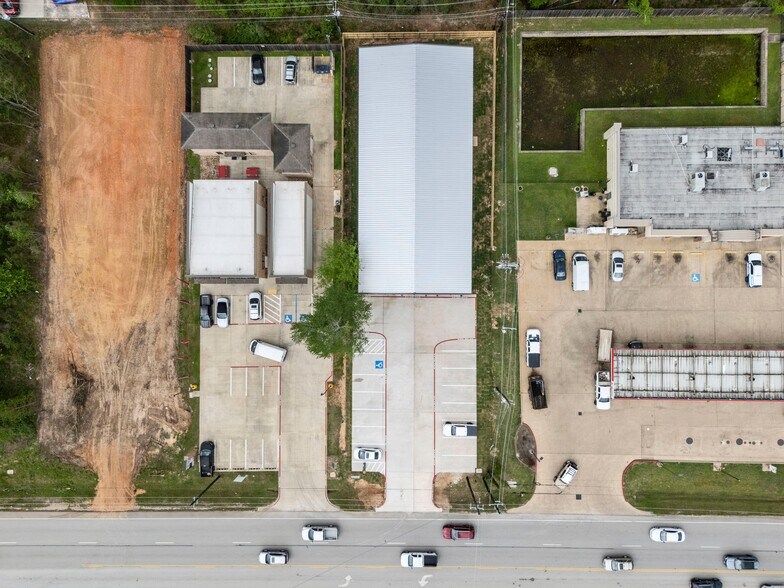 More Photos Of 810 Honea Egypt Rd., Magnolia Flex For Sale