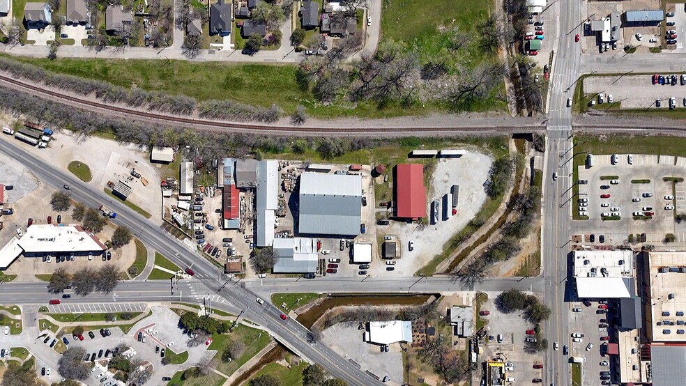 More Photos Of 320 N Bell Ave, Denton Land For Sale