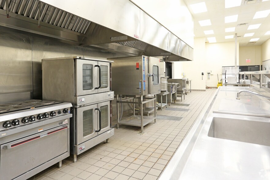 More Photos Of 2600 Manitou Rd, Rochester Research And Development For Lease