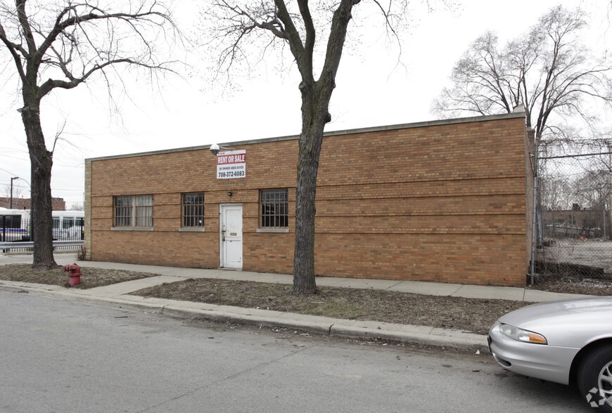 More Photos Of 7828 S Claremont Ave, Chicago Warehouse For Sale