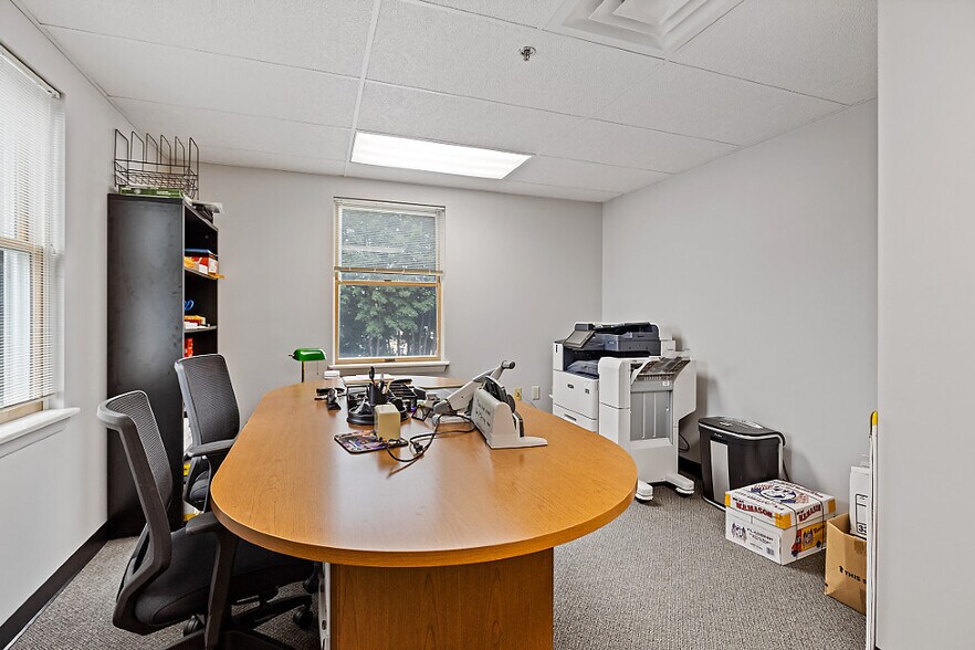 More Photos Of 323 State St, Augusta Office Residential For Sale