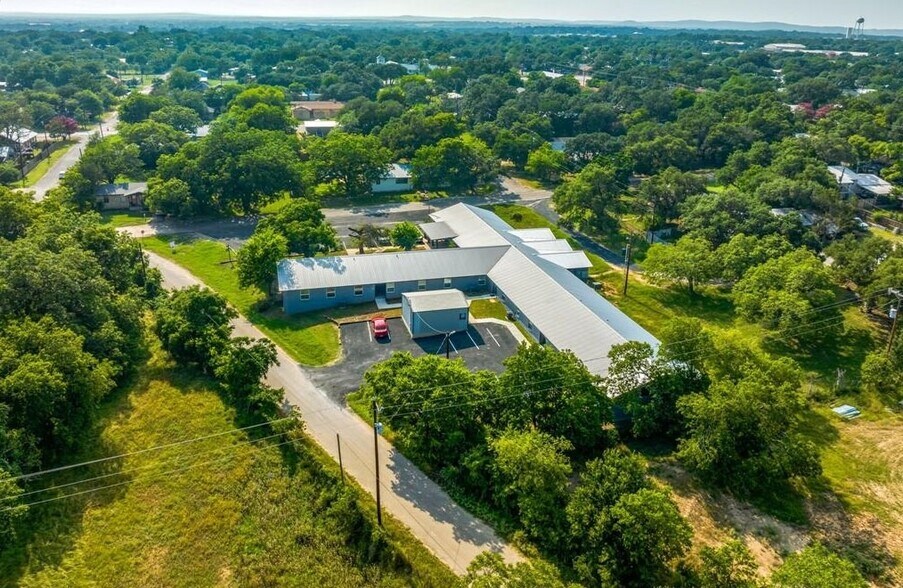 More Photos Of 618 Live Oak St, Blanco Apartments For Sale