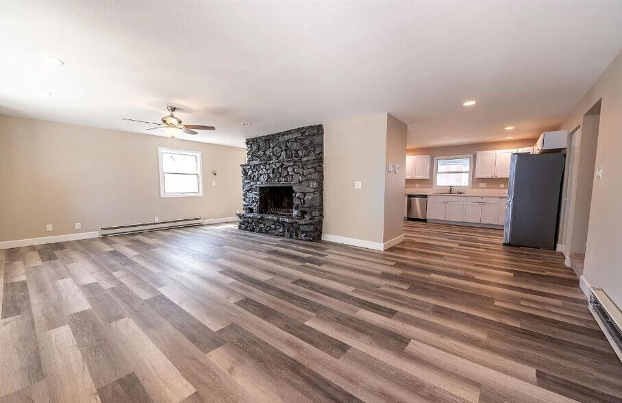 More Photos Of 1449 Hillside Dr, Reno Apartments For Sale